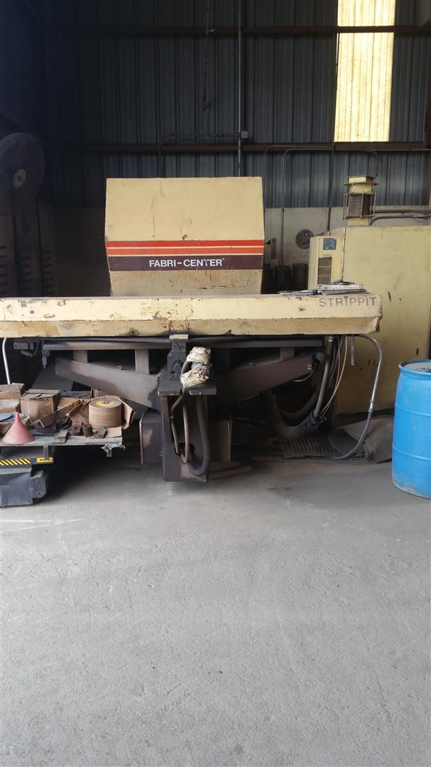 Strippit FC-1000 Fabri-Center, Machine ID: 7020